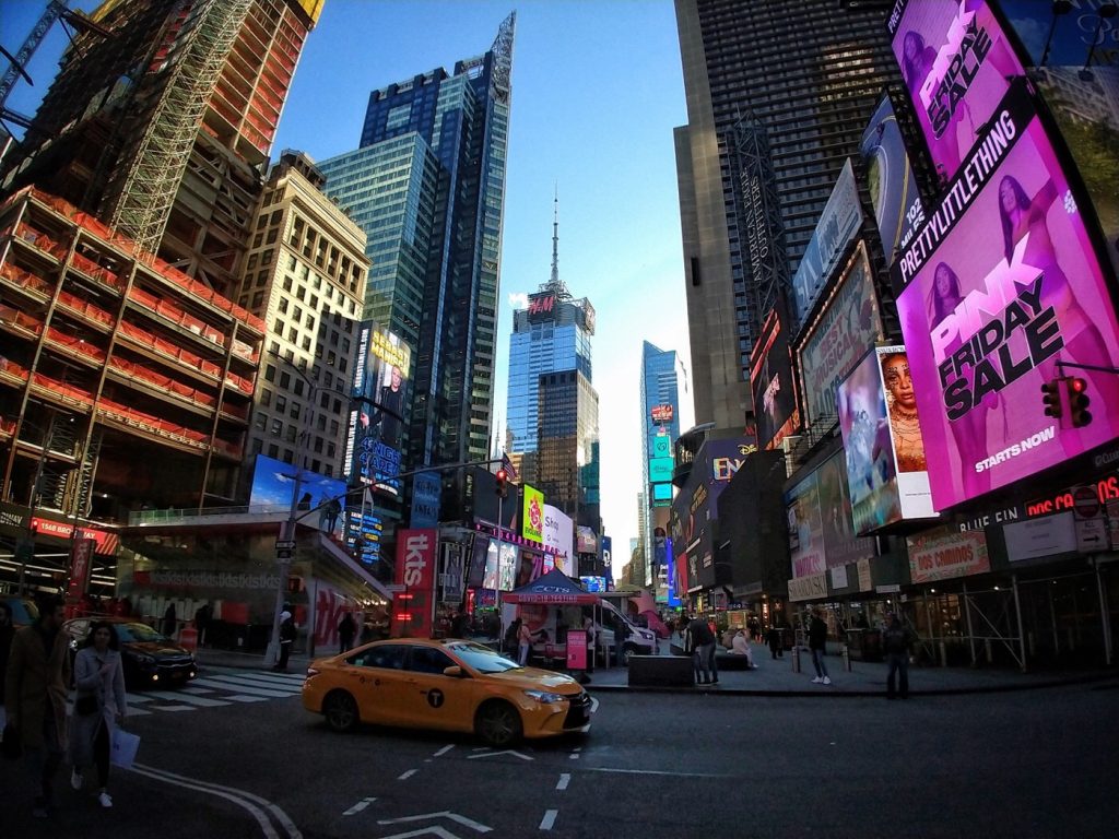 New York, il giorno prima del Thanksgiving Day 2021 a Times Square