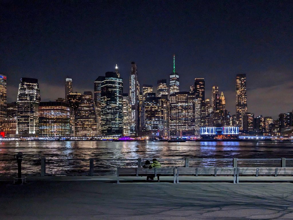 La New York per gli innamorati, quando al Brooklyn Bridge Park cala la sera
